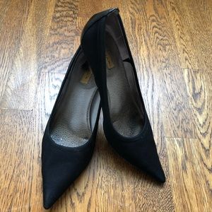 Tahari Womens Dottie Pointed Toe Classic Pumps